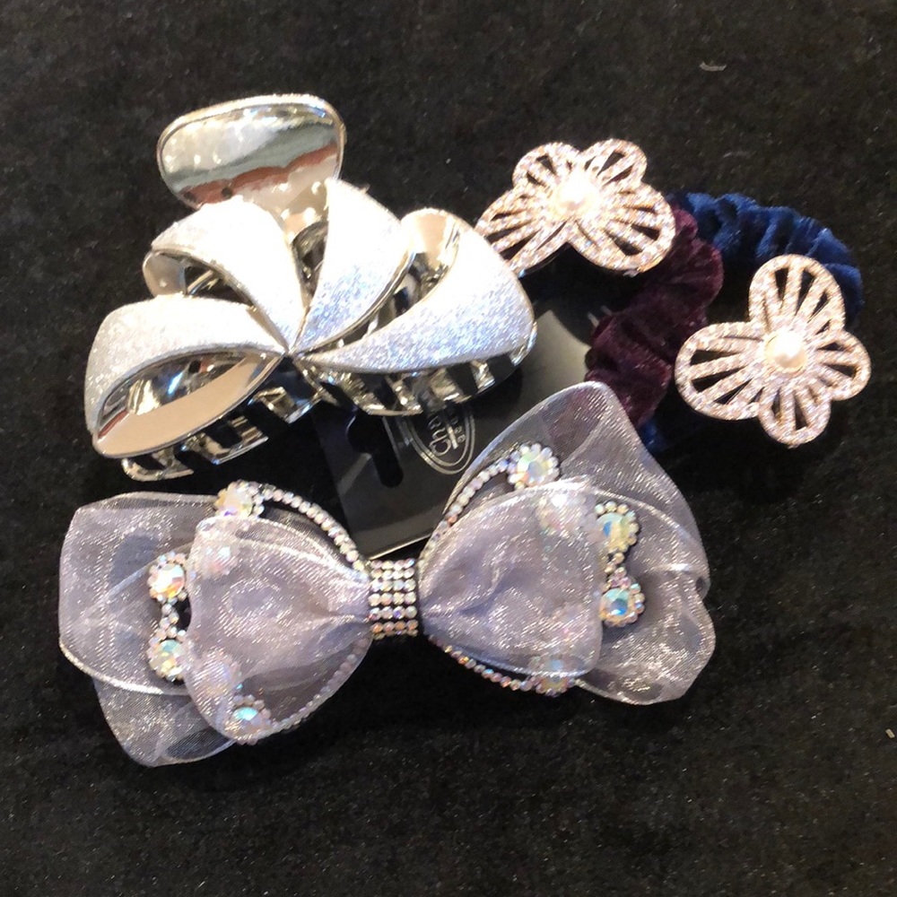 Hair Accessories Deluxe! - Picture 1 of 9